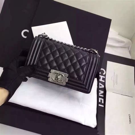 chanel le boy 20cm|chanel le boy medium price.